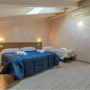 2* Pensión Borgo Roma